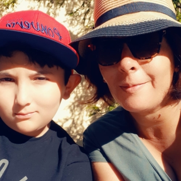 Meet your Posher, Cecilia - Picture 1 of 1